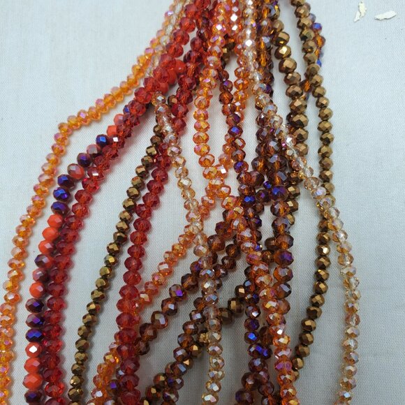 Ali Khan multi row cascade in faceted glass beads with neck/ear set in gift box - Picture 7 of 14